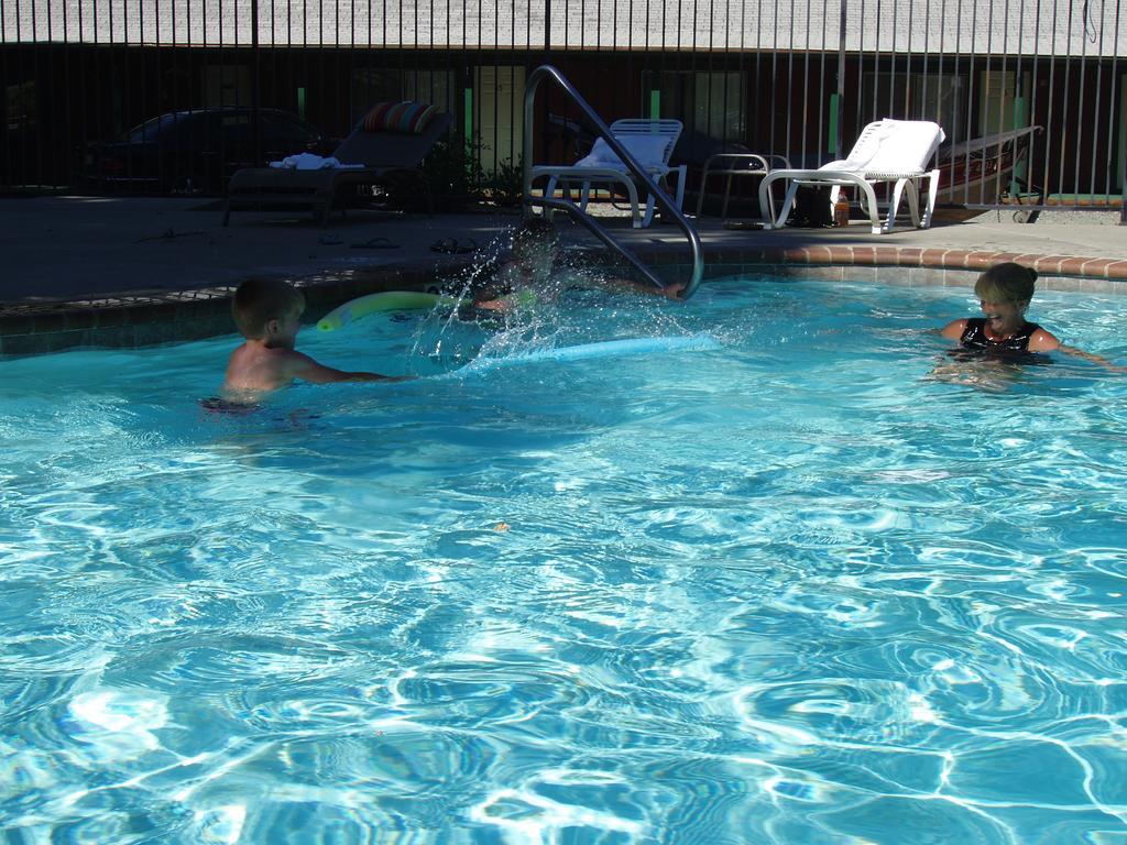 Indian Creek Lodge Douglas City Kültér fotó